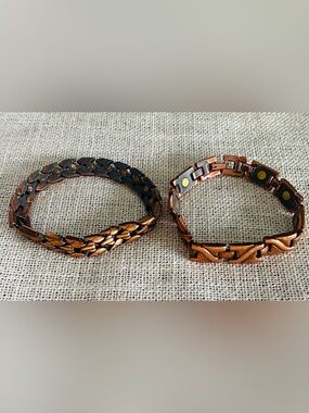 2 Magnetic Copper tone Therapy Link Bracelet for Pain Relief & Healing